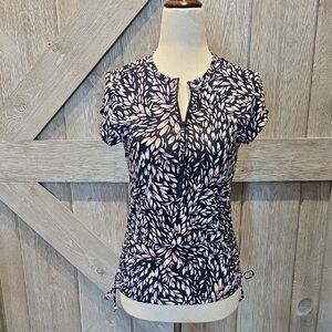 Nwot Carve Designs Dawson Rashgaurd